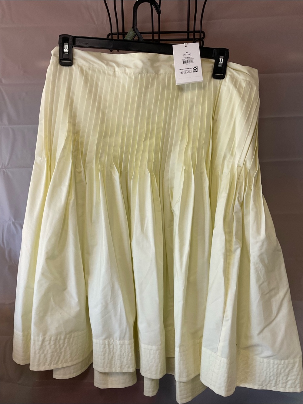Free Assembly Pale Yellow Pleated A-Line Skirt - Picture 2 of 2